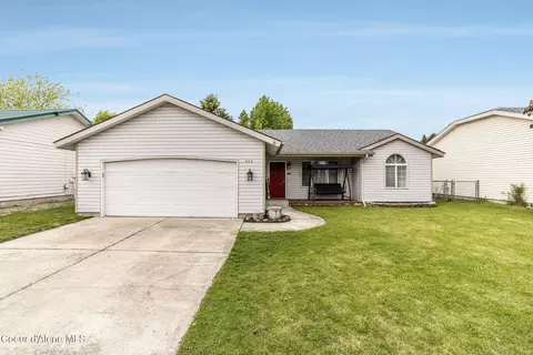 909 E 11th Ave, Post Falls, ID 83854 photo 2