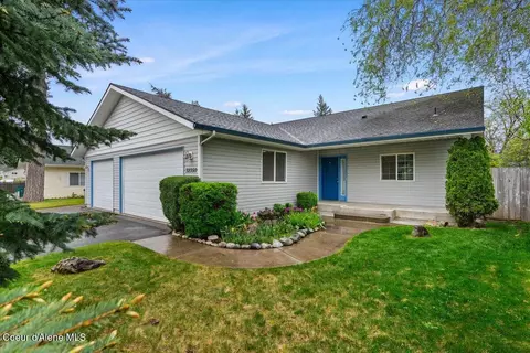 32350 N 7th Ave, Spirit Lake, ID 83869