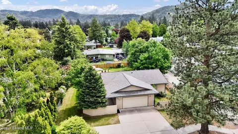 3012 N 4th St, Coeur D'alene, ID 83815