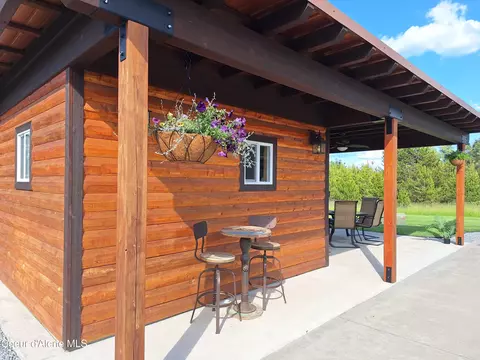 35 Sand Trap Ln, Blanchard, ID 83804