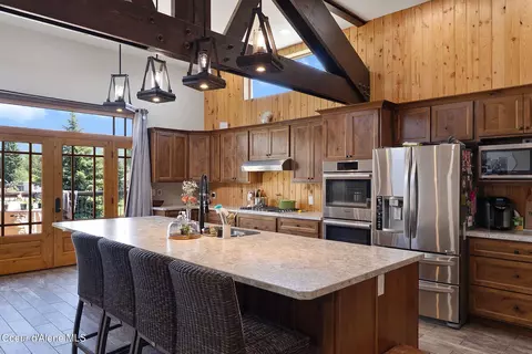 Kitchen - 94 Campbell Point Rd, Laclede, ID 83841 photo 2 of 6