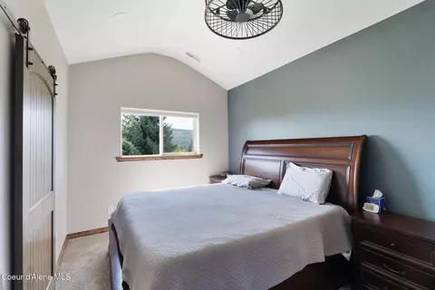 Bedroom - 94 Campbell Point Rd, Laclede, ID 83841 photo 1 of 8