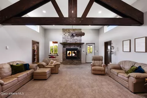 Living - 94 Campbell Point Rd, Laclede, ID 83841 photo 1 of 3