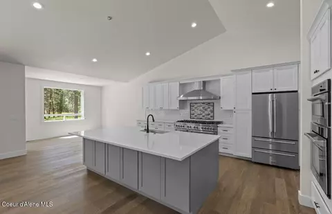 Kitchen - 10233 Bunco Rd, Athol, ID 83801 photo 1 of 2