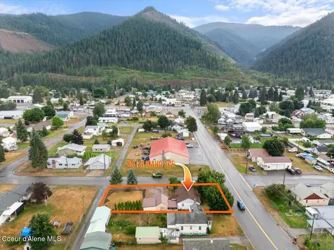 301 Third St, Osburn, ID 83849