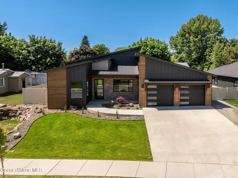 1456 Ezra Ave, Hayden, ID 83835