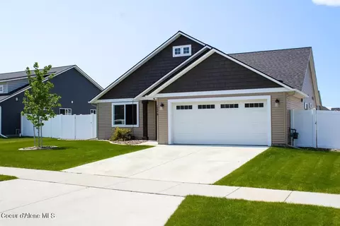 12379 N Cavanaugh Dr, Rathdrum, ID 83858