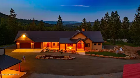 9057 W Benton Way, Coeur D'alene, ID 83814