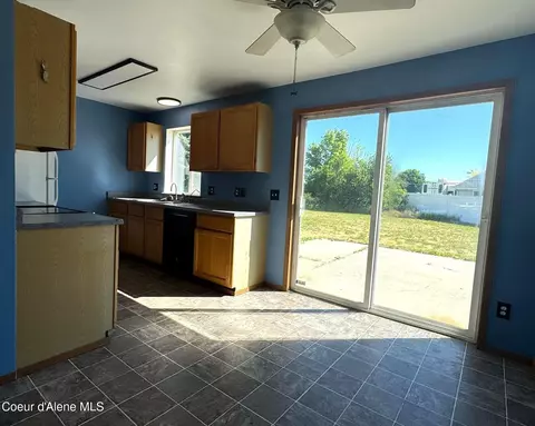 1009 E Shasta Ave, Post Falls, ID 83854 photo 7