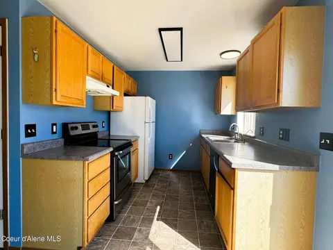 1009 E Shasta Ave, Post Falls, ID 83854 photo 9