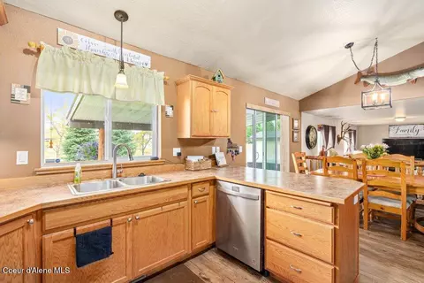 Kitchen - 8558 N Boysenberry Loop, Hayden, ID 83835 photo 3 of 3