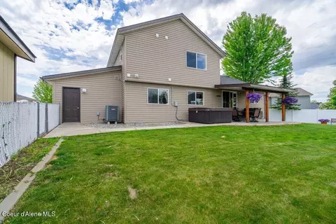Exterior - 8558 N Boysenberry Loop, Hayden, ID 83835 photo 8 of 11