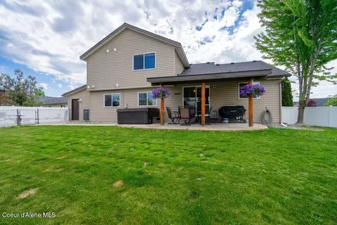 Exterior - 8558 N Boysenberry Loop, Hayden, ID 83835 photo 6 of 11