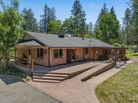 905 S Tanglewood Rd, Post Falls, ID 83854