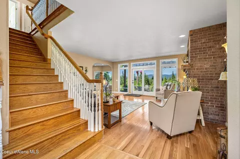 Entry Way - 17536 W Julia Dr, Hauser, ID 83854 photo 3 of 5