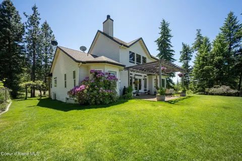 Exterior - 17536 W Julia Dr, Hauser, ID 83854 photo 15 of 27