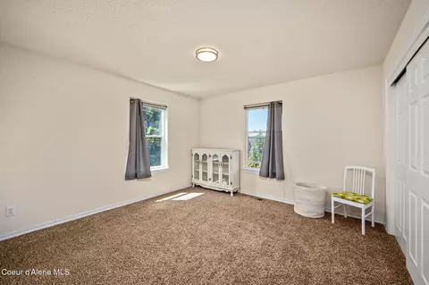Bedroom - 17536 W Julia Dr, Hauser, ID 83854 photo 2 of 3