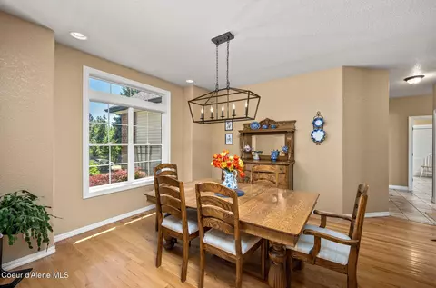 Dining - 17536 W Julia Dr, Hauser, ID 83854 photo 2 of 3