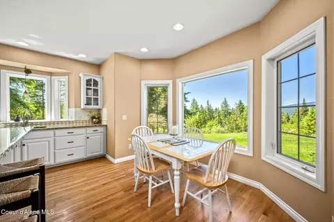 Dining - 17536 W Julia Dr, Hauser, ID 83854 photo 1 of 3