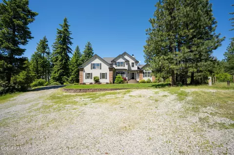 Exterior - 17536 W Julia Dr, Hauser, ID 83854 photo 5 of 27