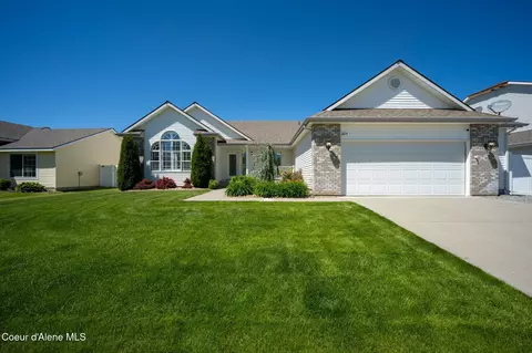 2619 N Tiatan St, Post Falls, ID 83854