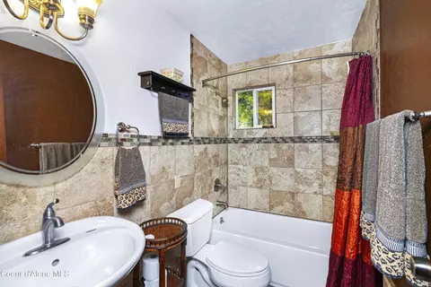 Bath - 214 Terrace, Cocolalla, ID 83813 photo 1 of 1
