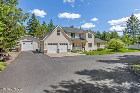 32842 N 10th Ave, Spirit Lake, ID 83869