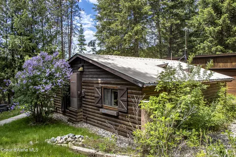 2864 Blacktail Rd, Cocolalla, ID 83813 photo 2
