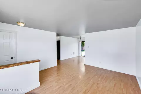 805 E Shasta Ave, Post Falls, ID 83854 photo 9