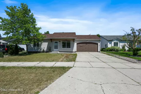 805 E Shasta Ave, Post Falls, ID 83854