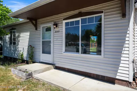 805 E Shasta Ave, Post Falls, ID 83854 photo 4