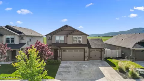 13121 N Loveland Way, Hayden, ID 83835