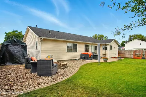 Exterior - 500 N Elm Rd, Post Falls, ID 83854 photo 4 of 7