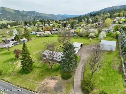 204 Apple Ln, Kamiah, ID 83536