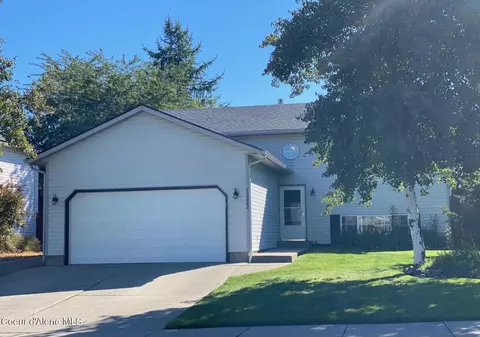 11222 N Stinson Loop, Hayden, ID 83835