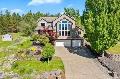 936 N Balcony Dr, Coeur D'alene, ID 83814