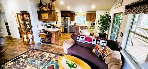 Living - 229 Henderson Lp, Kamiah, ID 83536 photo 2 of 2