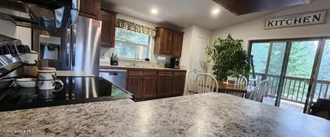 Kitchen - 229 Henderson Lp, Kamiah, ID 83536 photo 2 of 2