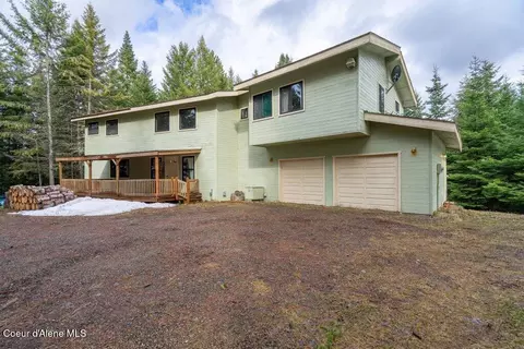 650 Ridgeview Dr, Saint Maries, ID 83861