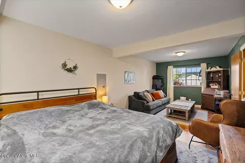 Bedroom - 700 E Tiger Ave, Post Falls, ID 83854 photo 4 of 5