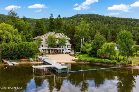 679 Comeback Bay Ln, Sagle, ID 83860