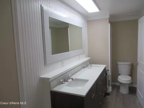 Bath - 4879 E 16th Ave # 19, Post Falls, ID 83854 photo 2 of 3