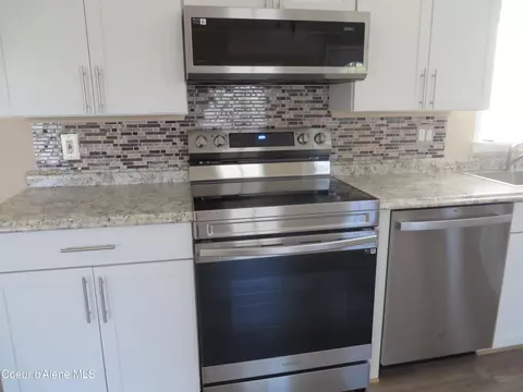Kitchen - 4879 E 16th Ave # 19, Post Falls, ID 83854 photo 2 of 4