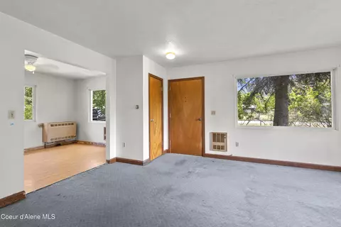 206 E 2nd Ave, Clark Fork, ID 83811 photo 11