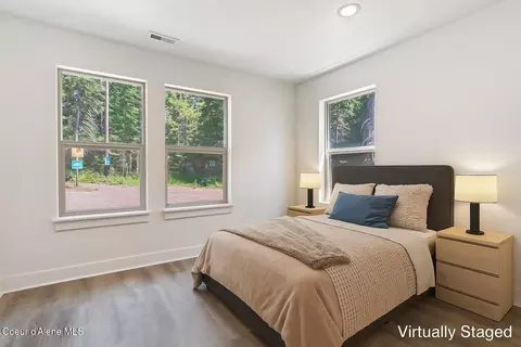 Bedroom - 84 E Cabinet Wagon Rd, Clark Fork, ID 83811 photo 1 of 3