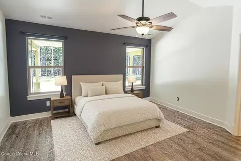 Bedroom - 84 E Cabinet Wagon Rd, Clark Fork, ID 83811 photo 3 of 3