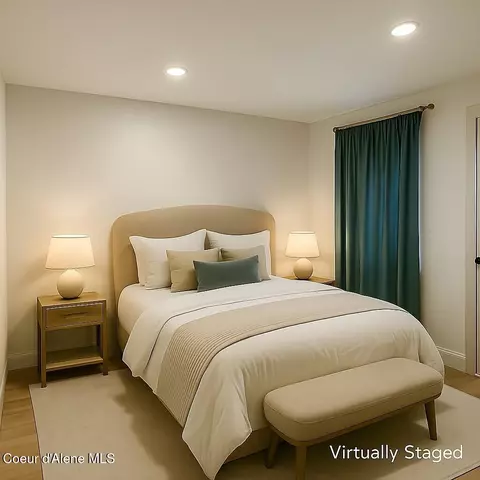 Bedroom - 84 E Cabinet Wagon Rd, Clark Fork, ID 83811 photo 2 of 3