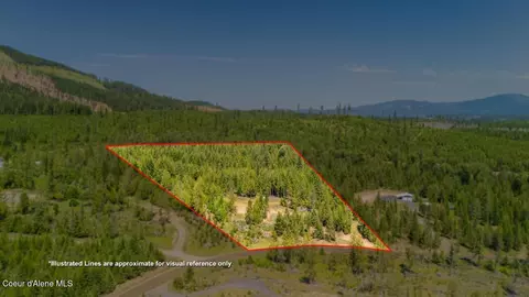 923 Sportsman Rd, Saint Maries, ID 83861