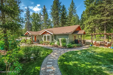 148 Stewart Dr, Blanchard, ID 83804