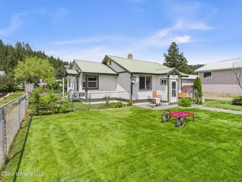 206 6th St, Pinehurst, ID 83850 photo 3